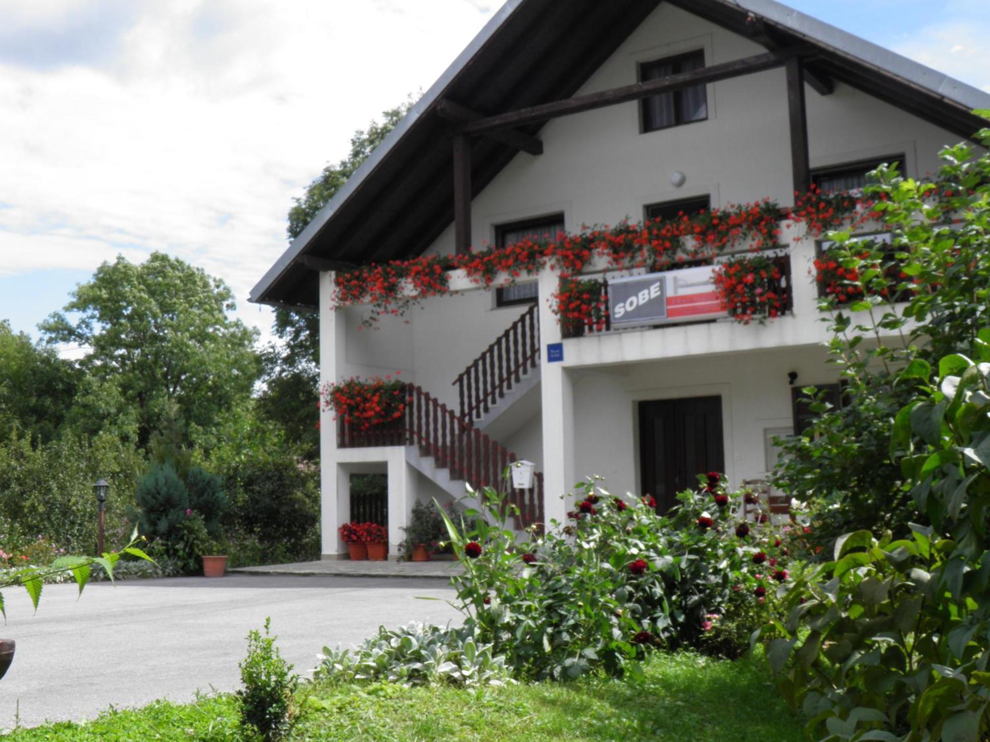 House Janja Plitvice Hotell Selište Drežničko Eksteriør bilde